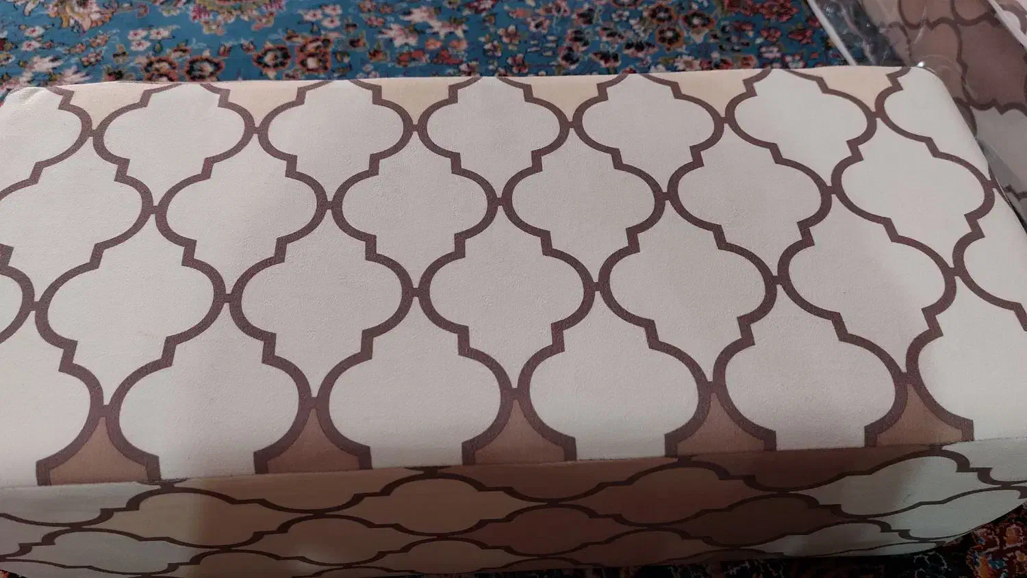 پشتی عربی|پشتی|میناب, |دیوار