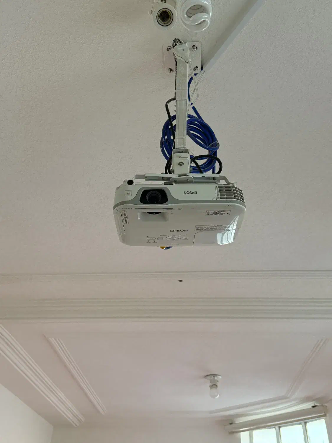 پروژکتور|تلویزیون و پروژکتور|پارس‌آباد, |دیوار