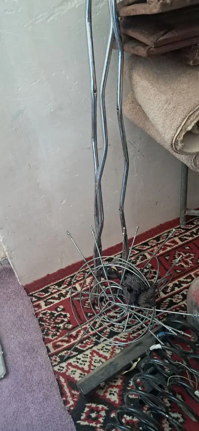 پایه قابلمه|آب‌چکان و نظم‌دهنده ظروف|قم, علی آباد سعدگان|دیوار