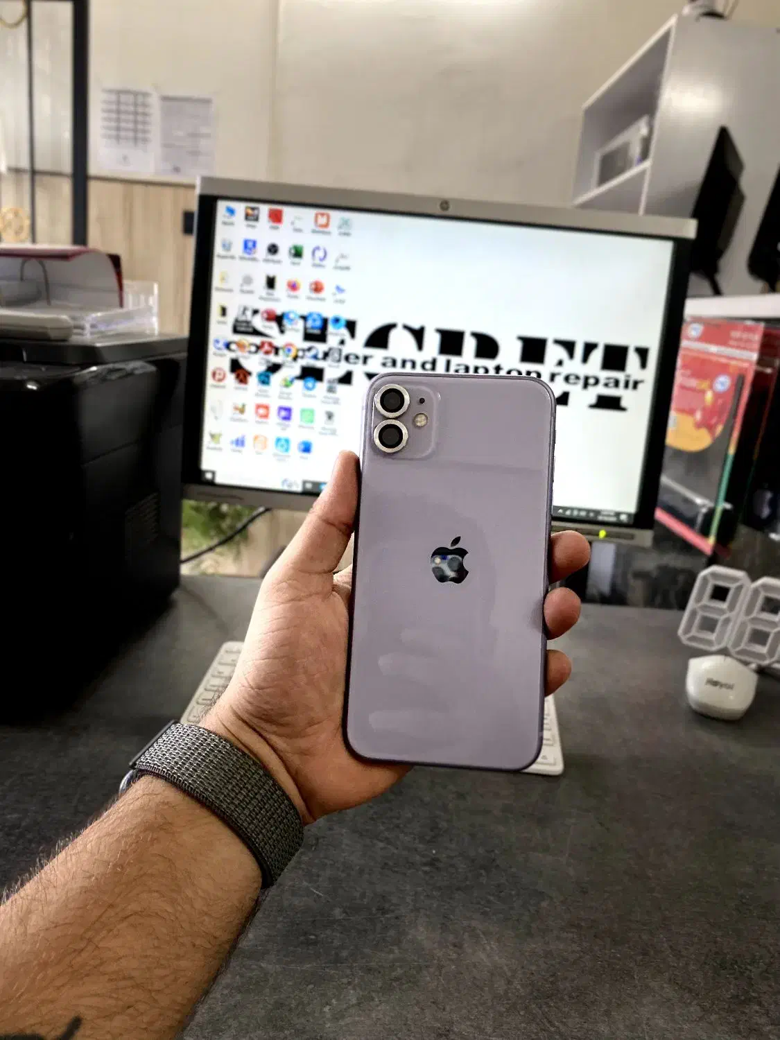فروش فوری آیفون ۱۱ نرمال رنگ خاص پلمپ|موبایل|آمل, |دیوار