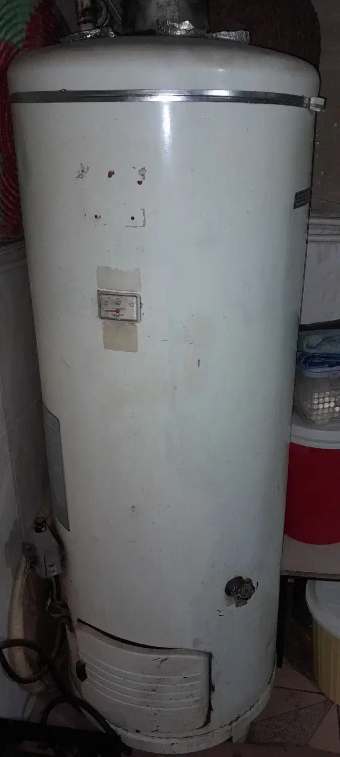 آب گرم کن|آبگرمکن، پکیج، شوفاژ|زاغه, |دیوار