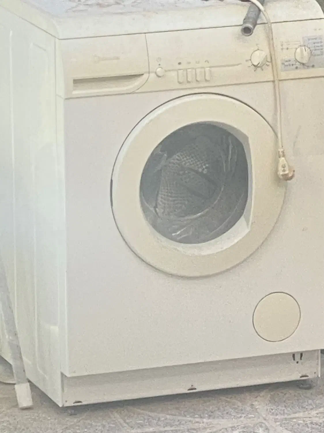 لوازم خانه|ماشین لباسشویی و خشککن لباس|قروه, |دیوار