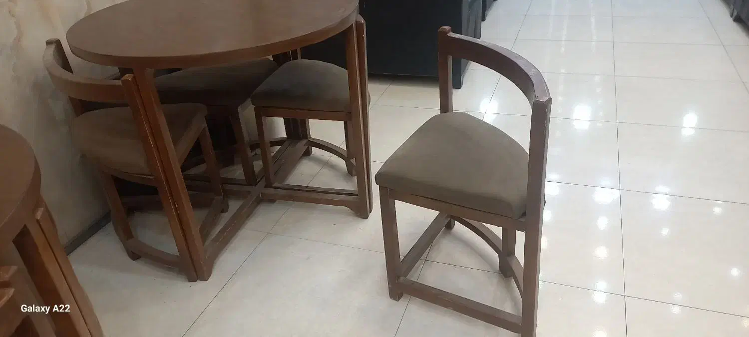 میز کم جا ۴نفره|میز و صندلی غذاخوری|ورامین, ورامین|دیوار