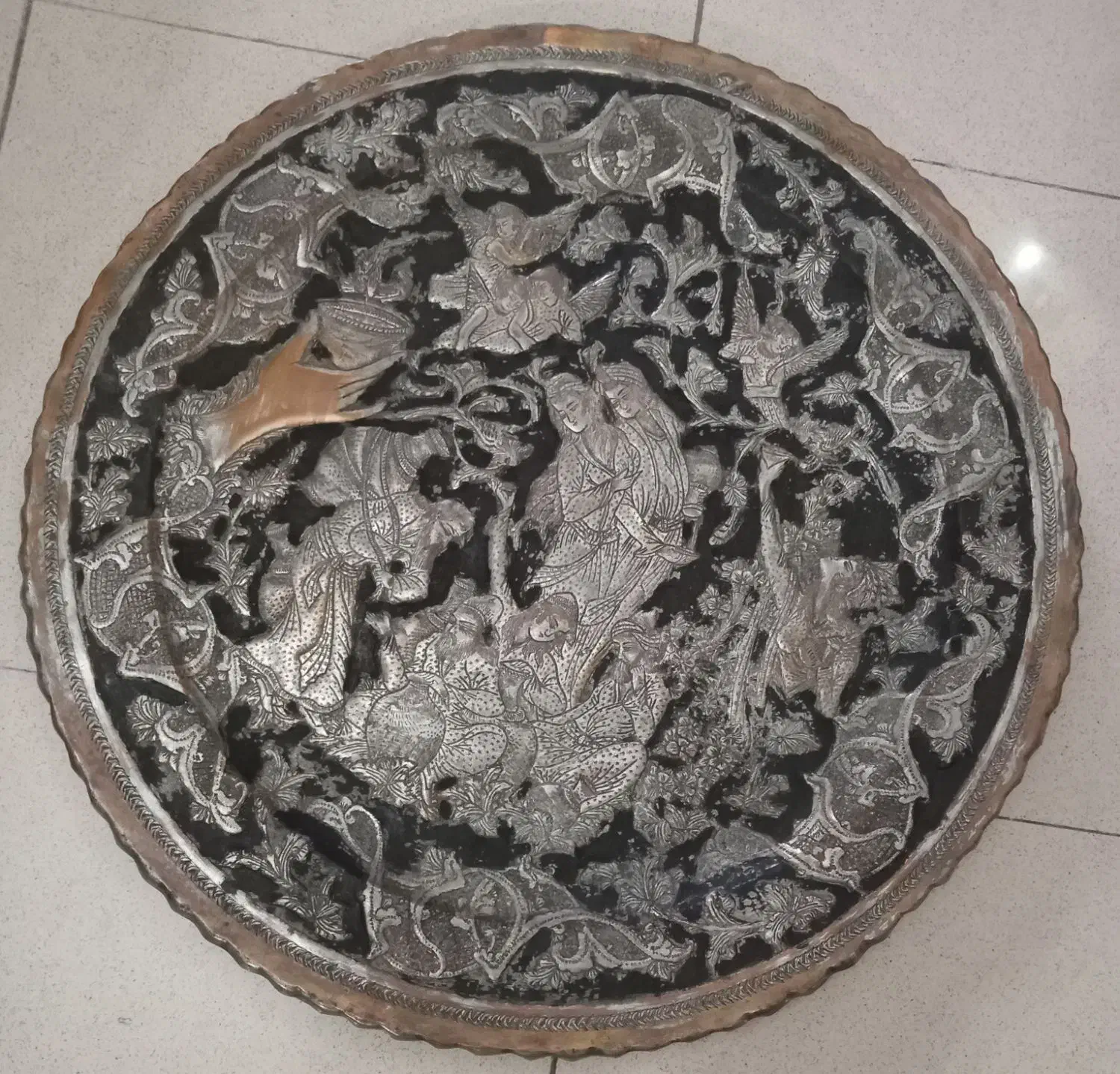 سینی مسی قلمزنی .تمیز|صنایع دستی و سایر لوازم تزئینی|تهران, شهران جنوبی|دیوار