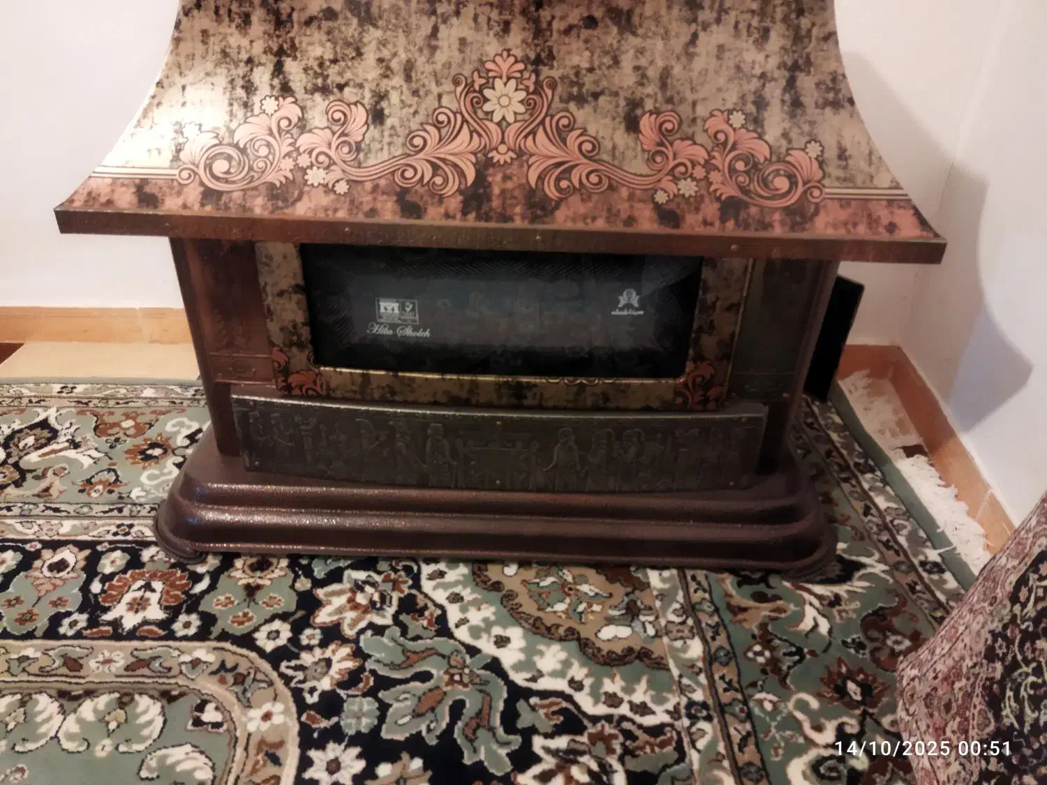 بخاری در حد نو سالم|بخاری، هیتر، شومینه|نهاوند, |دیوار