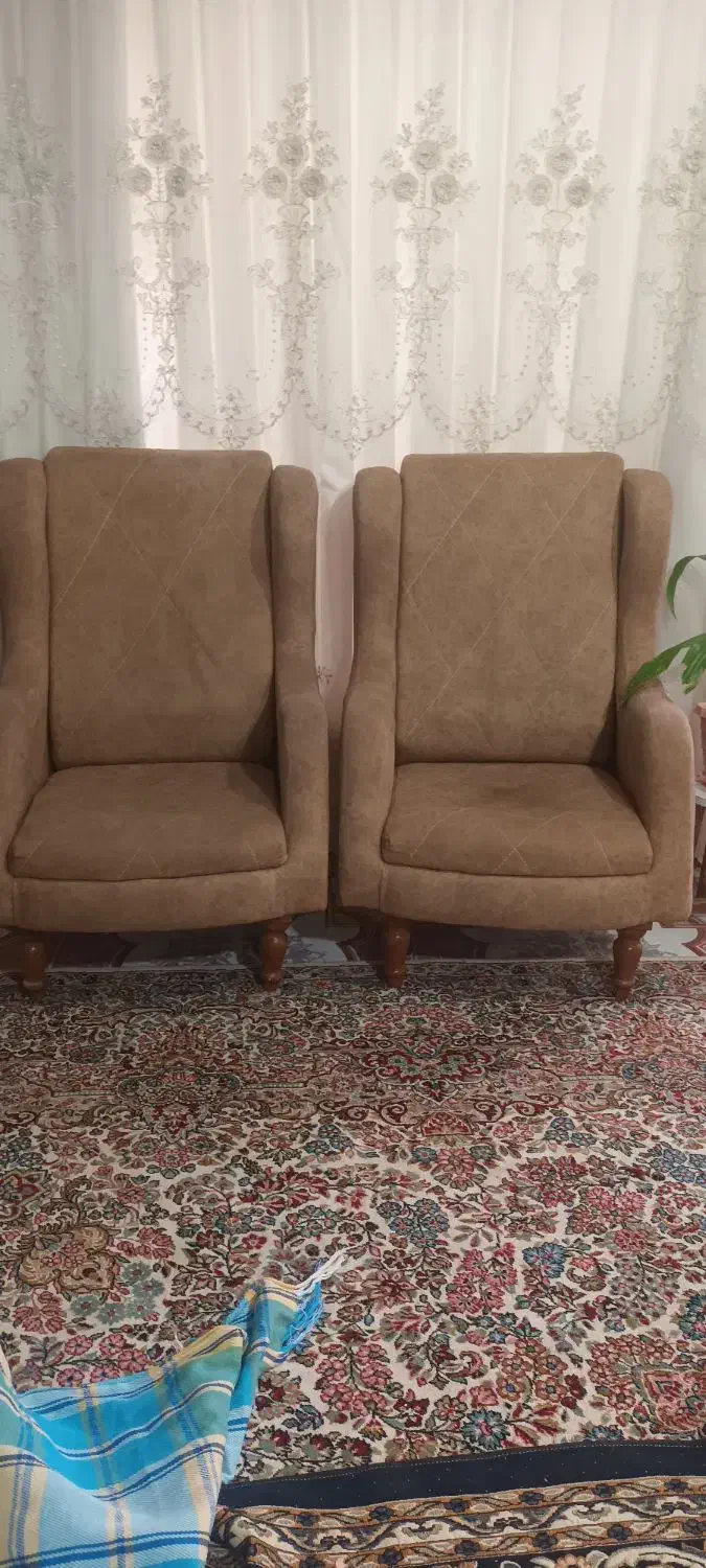 یه دست مبل هفت نفره در حد نو|مبلمان خانگی و میز عسلی|رفسنجان, |دیوار