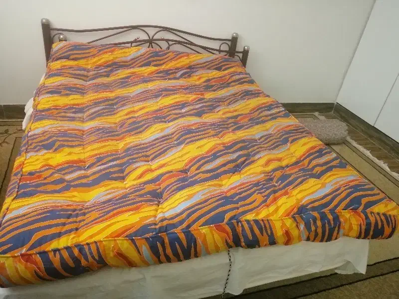 تشک دو نفره|تشک تختخواب|صدرا-فارس, فاز ۱|دیوار