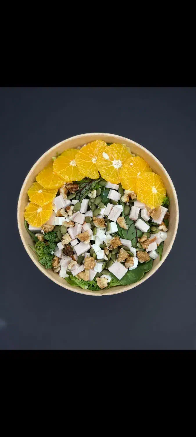 نیروی ساده و خدماتی اشپز خانه فست فود|استخدام خدمات فروشگاه و رستوران|کیش, |دیوار