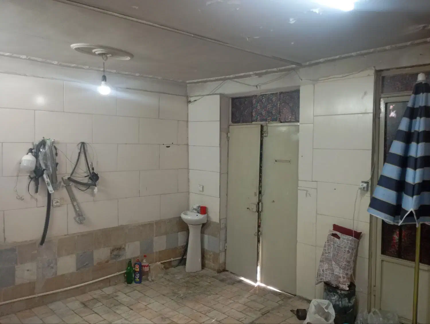 اجاره مغازه ۱۸ متری در بلوار تیموری  تهران|اجارهٔ مغازه و غرفه|تهران, دانشگاه شریف|دیوار