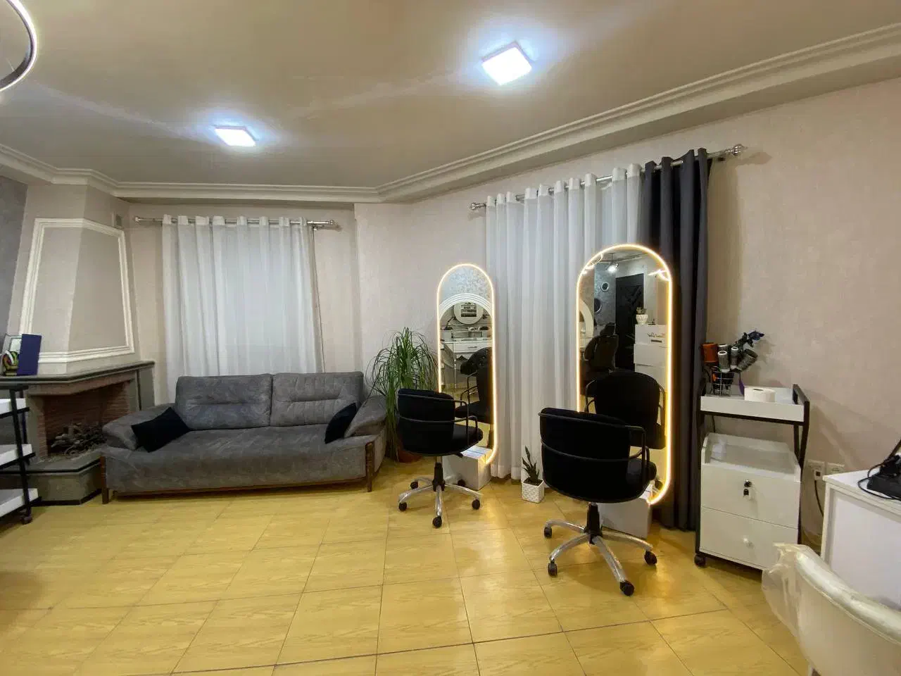 اجاره در لاین های مختلف|اجارهٔ دفتر کار، اتاق اداری، مطب|رشت, معلم|دیوار