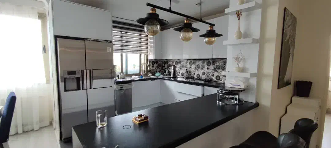 ۶۵ متر در سعادت آباد