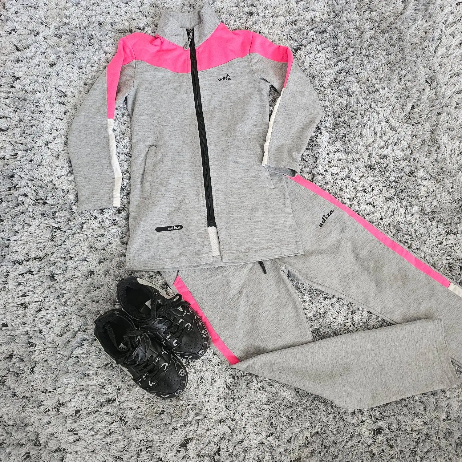 لباس زمستانی کاپشن و بافت دخترانه|کفش و لباس بچه|کرج, فاز ۴ مهرشهر|دیوار