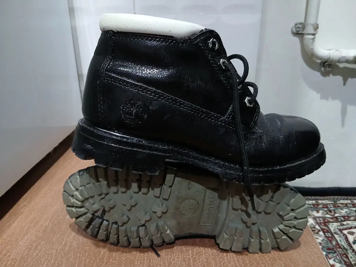 نیم پوت|کیف، کفش، کمربند|خرم‌آباد, |دیوار