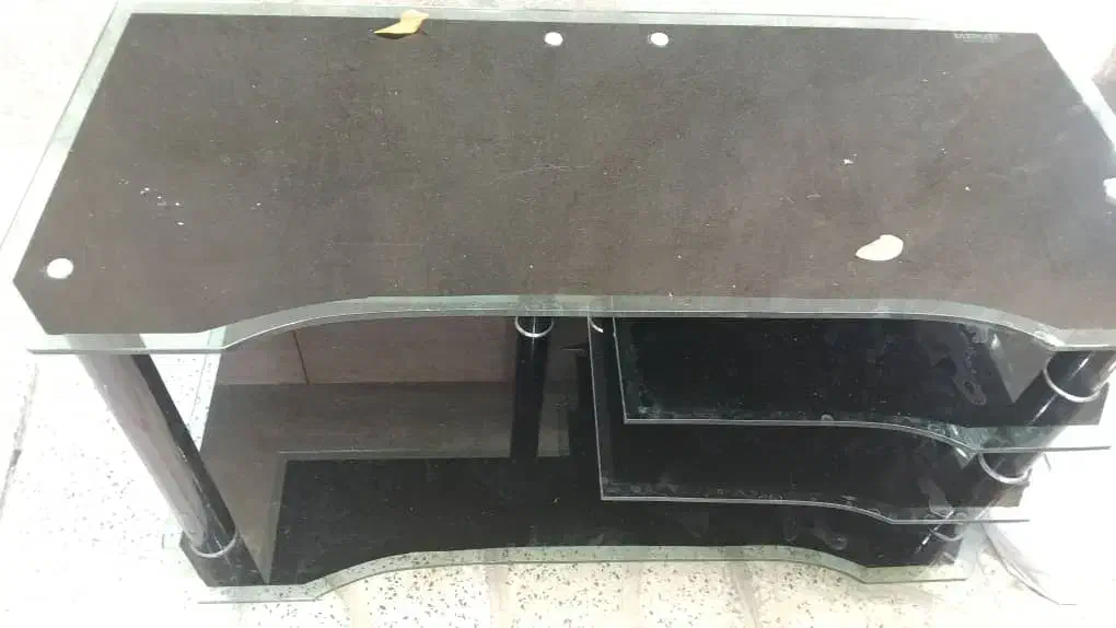 تلوزیون ومیز|تلویزیون و پروژکتور|شیراز, شیخ علی چوپان|دیوار