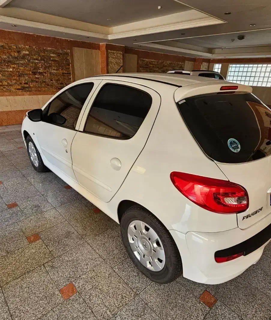 پژو ۲۰۷ دنده مدل ۱۴۰۳|خودرو سواری و وانت|شیراز, سیلو|دیوار