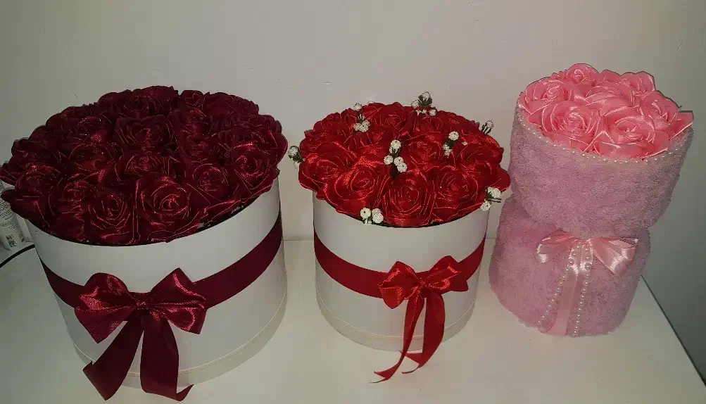 گل روبانی و...|گل مصنوعی|بروجرد, |دیوار