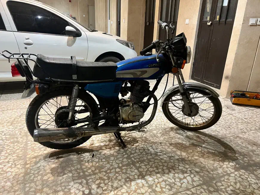 موتور هندا|موتورسیکلت|قم, بنیاد|دیوار