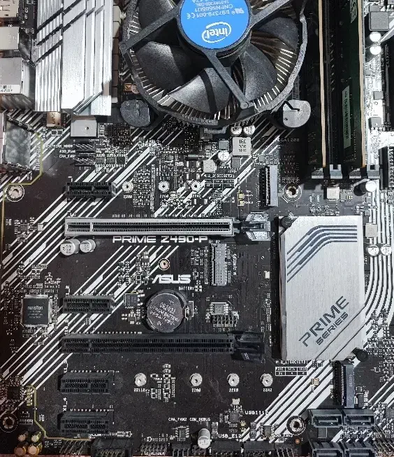 کیس گیمینگ|رایانه رومیزی|برازجان, |دیوار