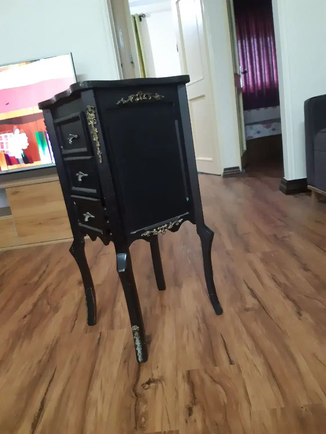 میزتلفن|میز تلفن|رشت, لاکانی|دیوار