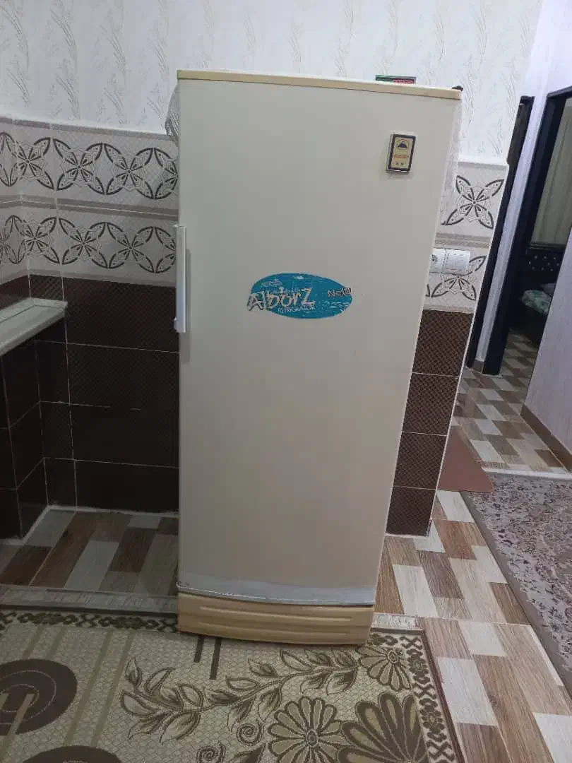 لوازم خانگی|یخچال و فریزر|فومن, |دیوار