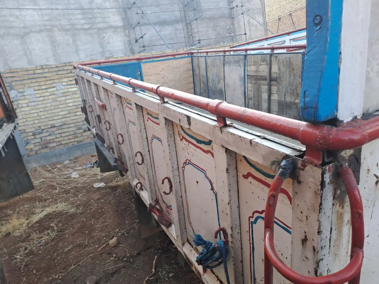 اتاق ایسوزو|قطعات یدکی و لوازم جانبی|بیلوار, |دیوار