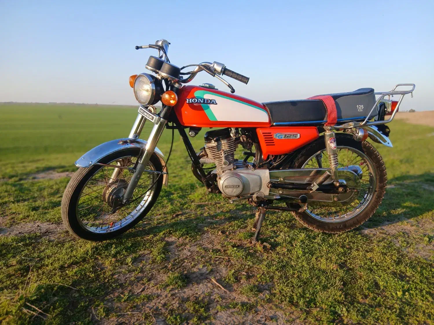 سی جی ژاپن|موتورسیکلت|خان ببین, |دیوار