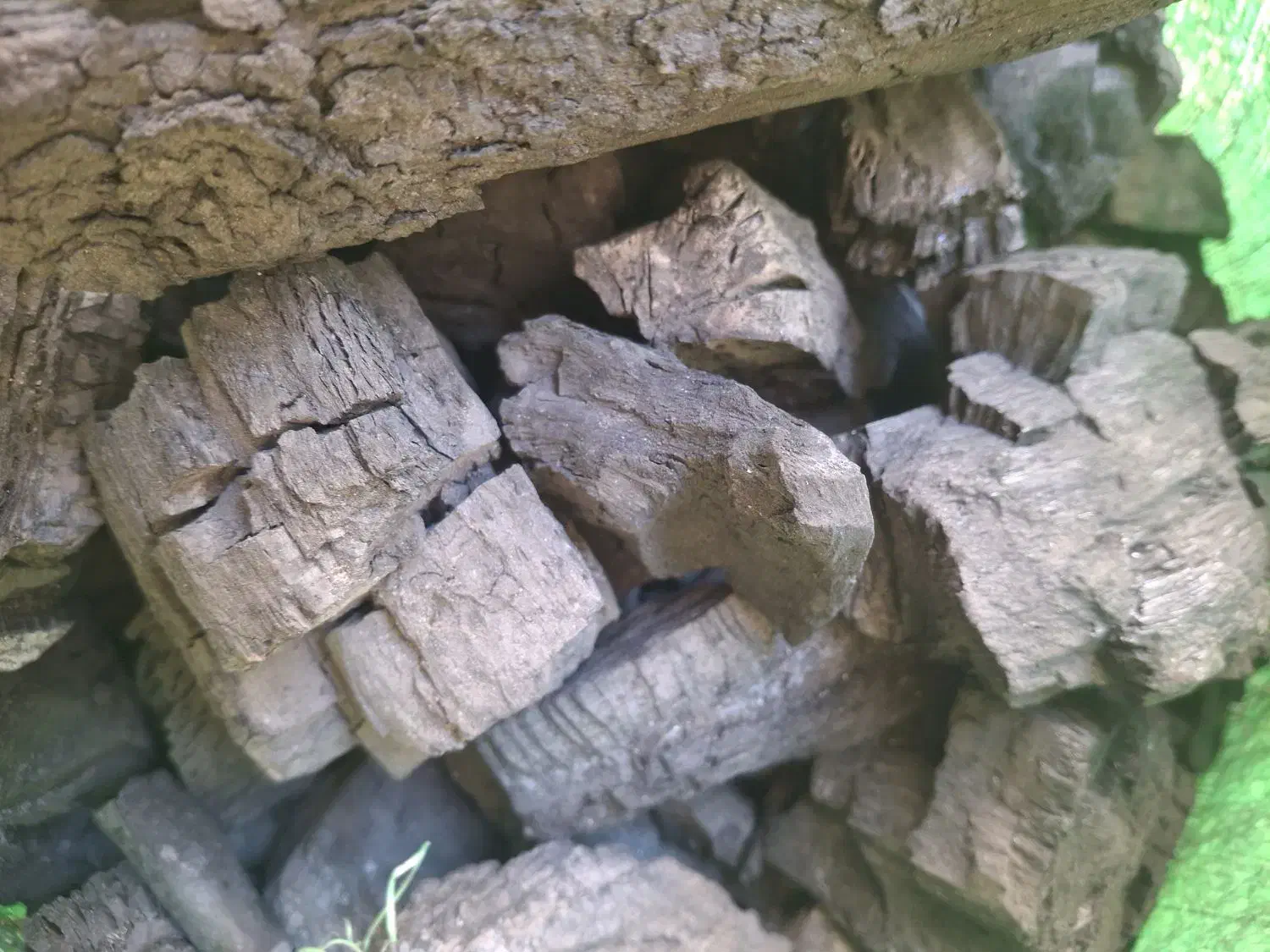 زغال درجه یک کبابی قلیونی|عمدهفروشی|خمینیشهر, |دیوار