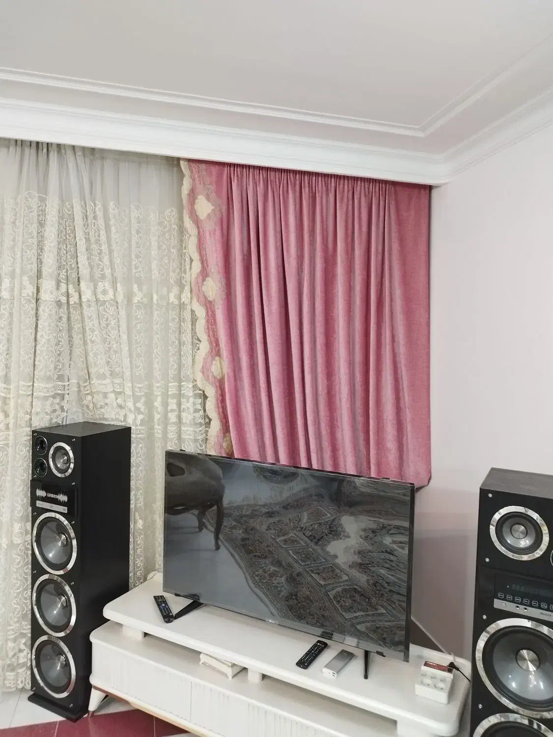 پرده به صورت کامل و تک|پرده، رانر، رومیزی|اصفهان, بهارستان|دیوار