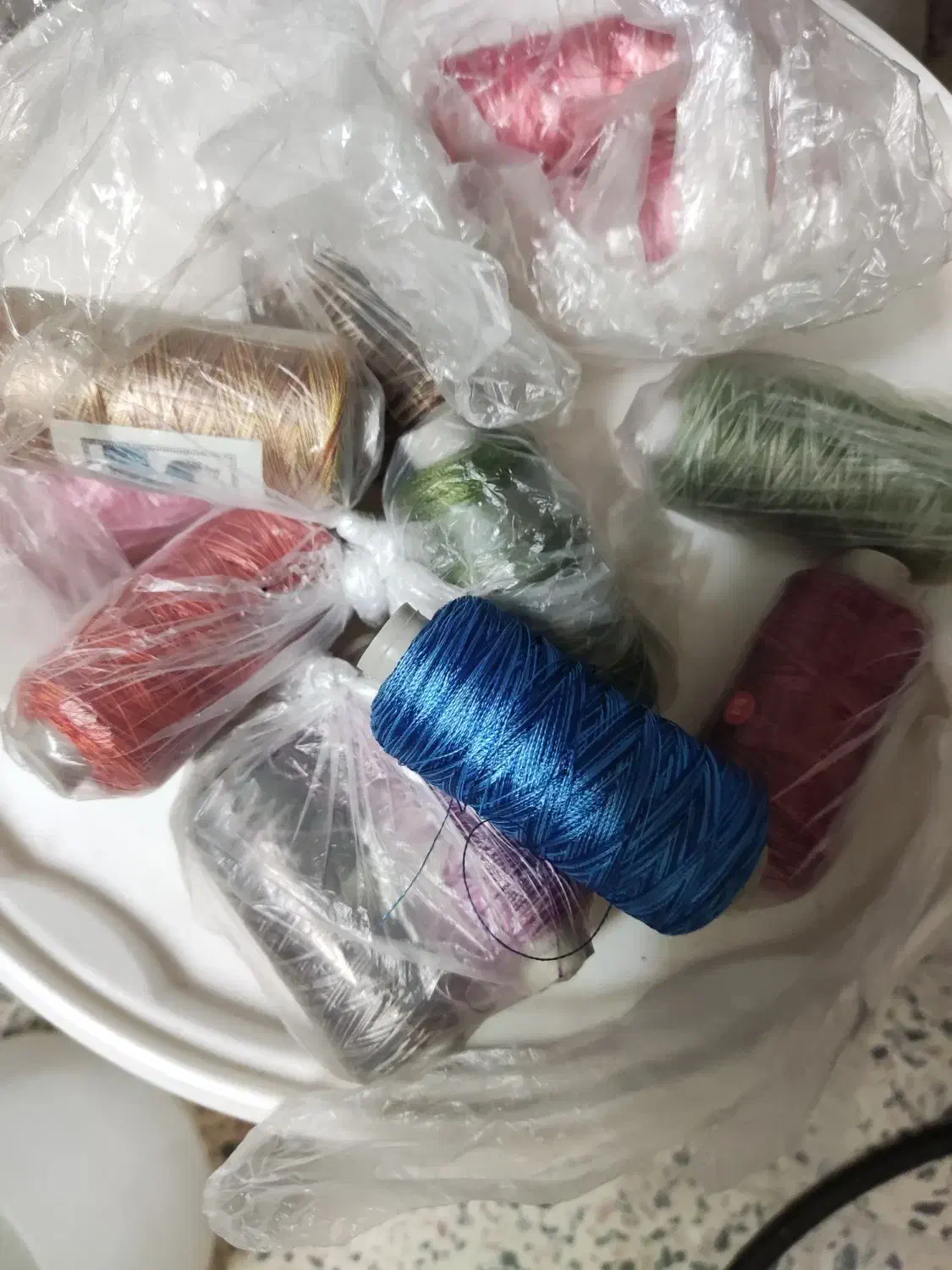 وسایل خیاطی زیپ قیچی آستری جادکمه ای قیچی برقیو|لوازم خیاطی و بافتنی|اصفهان, باتون|دیوار