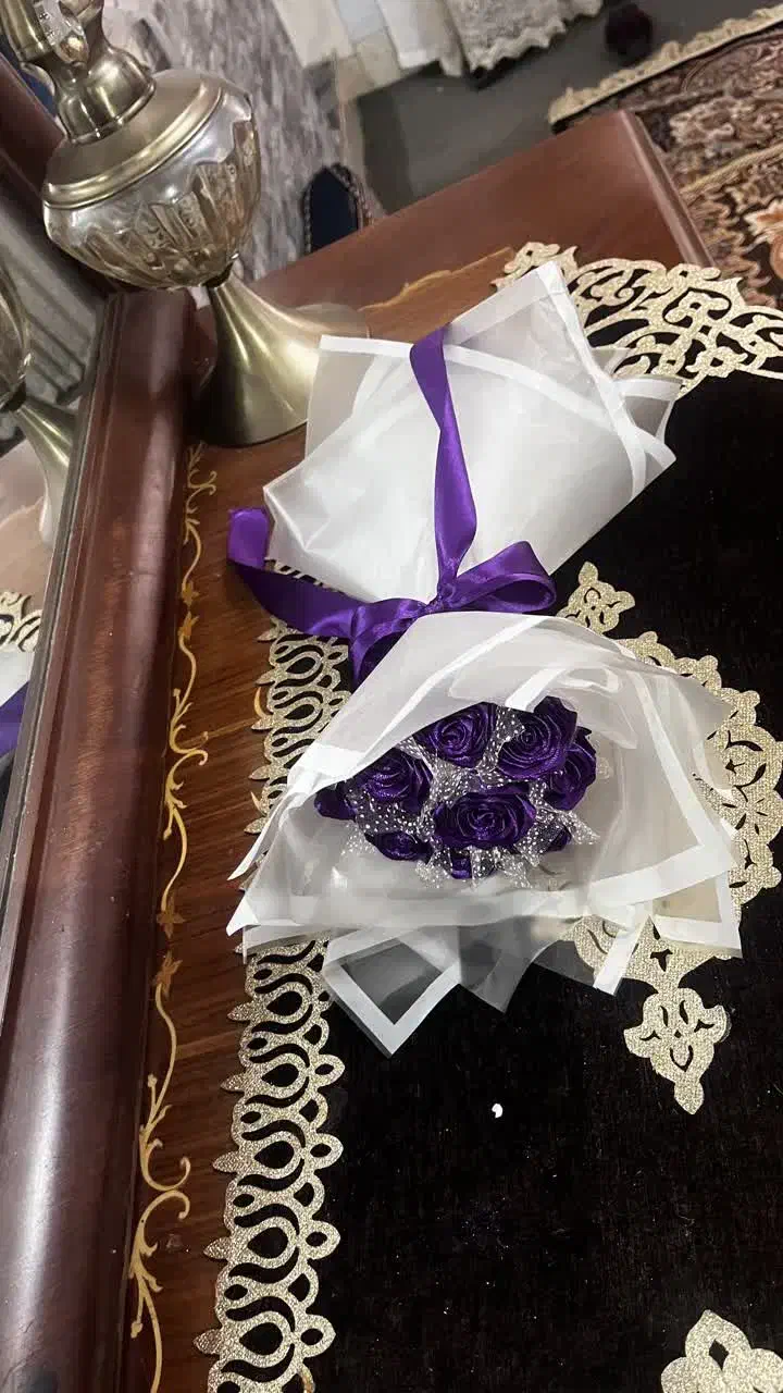 گل رز ربانی|گل مصنوعی|قم, شهید صیاد شیرازی|دیوار