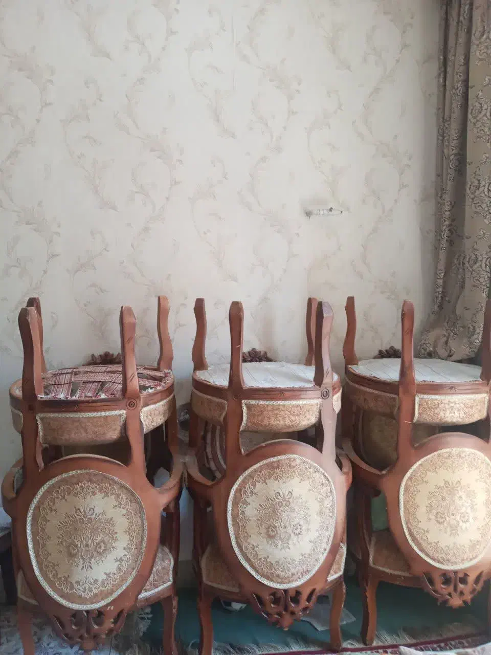 مبل ۹نفره مدل فرهی محکم بدنه کاملا سالم|مبلمان خانگی و میز عسلی|شیراز, شهرک مهدیه|دیوار