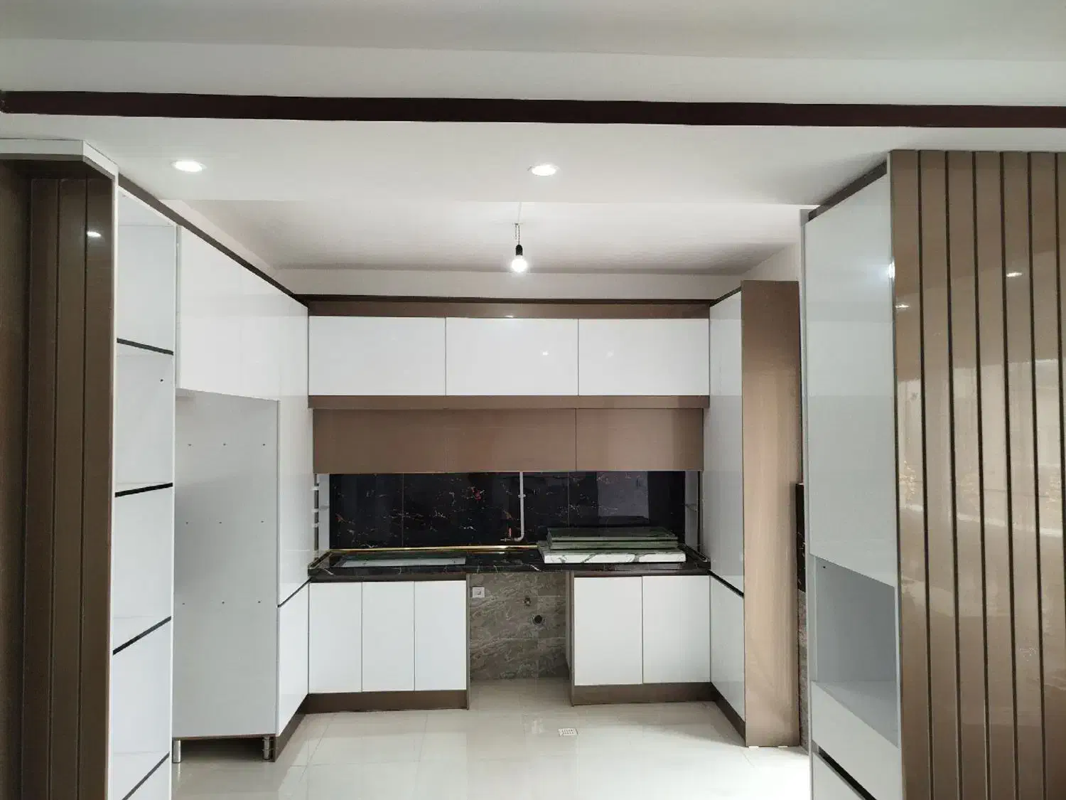 اجرای کابینت وکمد ومصنوعات چوبی|خدمات پیشه و مهارت|فومن, |دیوار