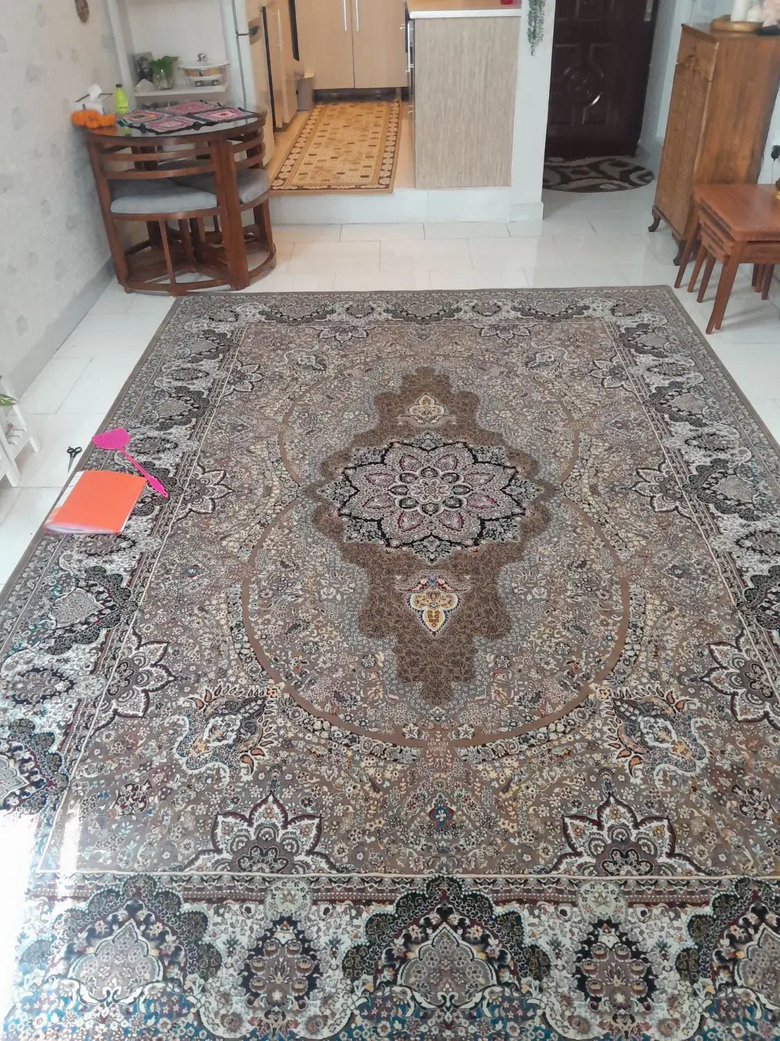فرش ۹و۴متری تمیزبدون ایراد|فرش|محمدشهر, محمدشهر|دیوار