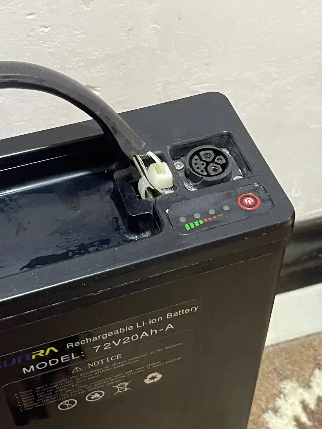 باتری لیتیومی|ابزارآلات|کیش, |دیوار