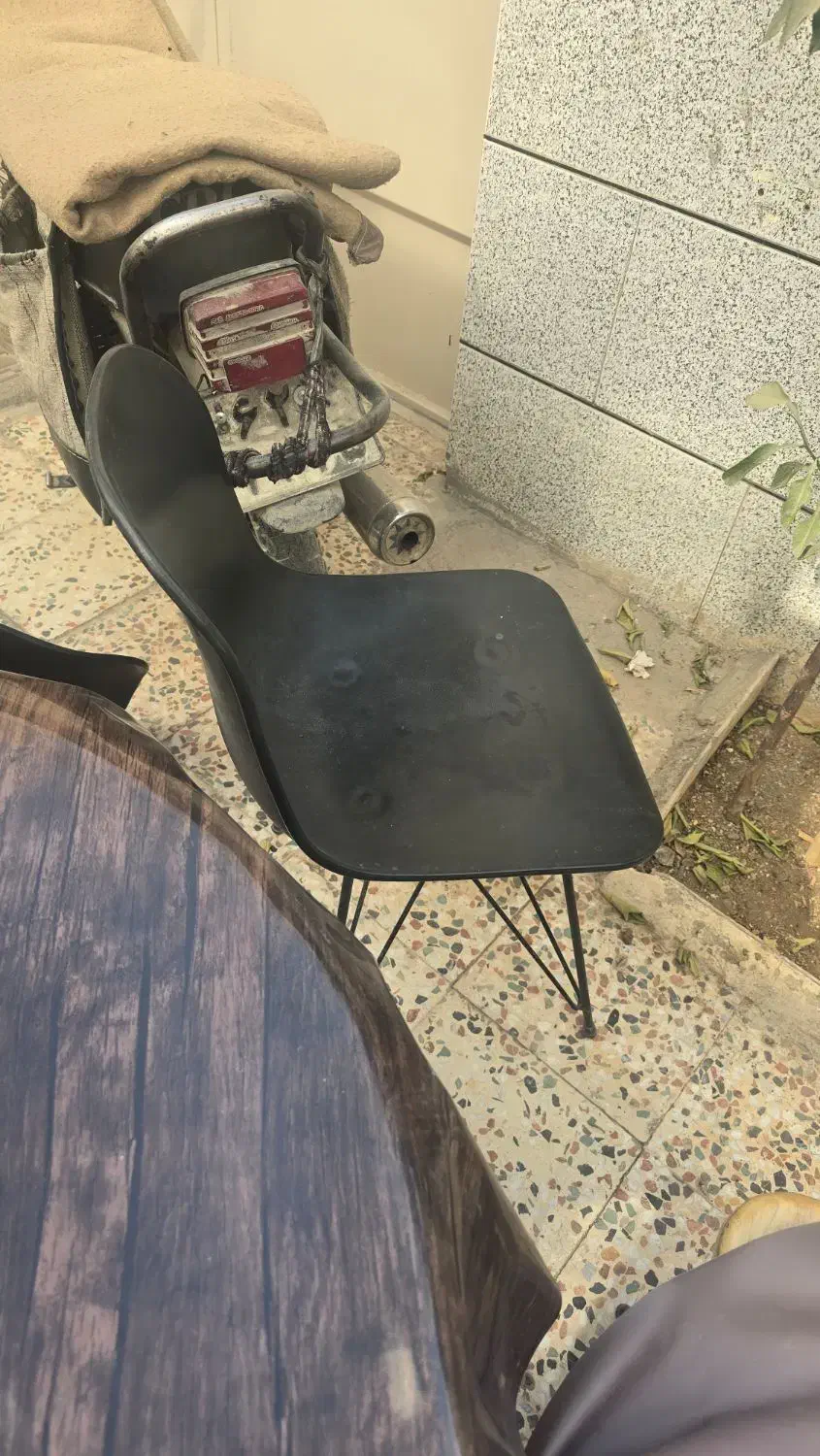 میز و صندلی|میز و صندلی غذاخوری|نجفآباد, منتظری جنوبی|دیوار