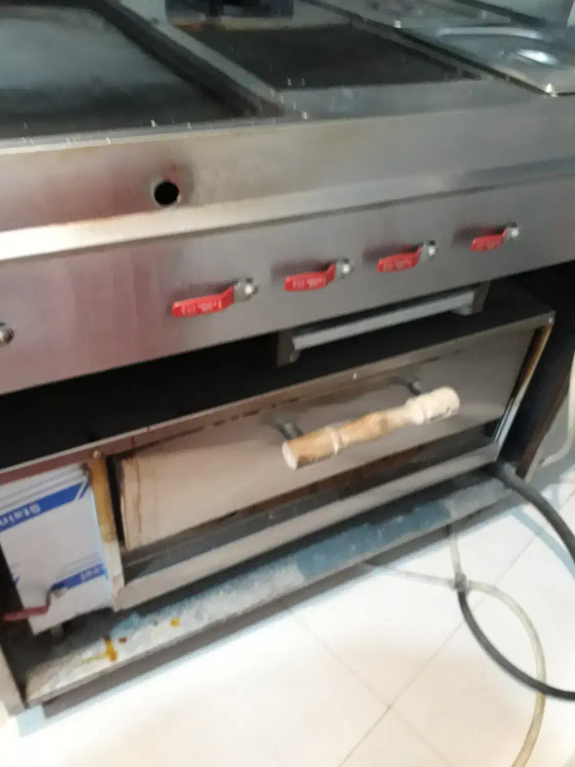 یخچال ذرت فر پیتزا فر ساندویچ|کافی‌شاپ و رستوران|اردبیل, |دیوار