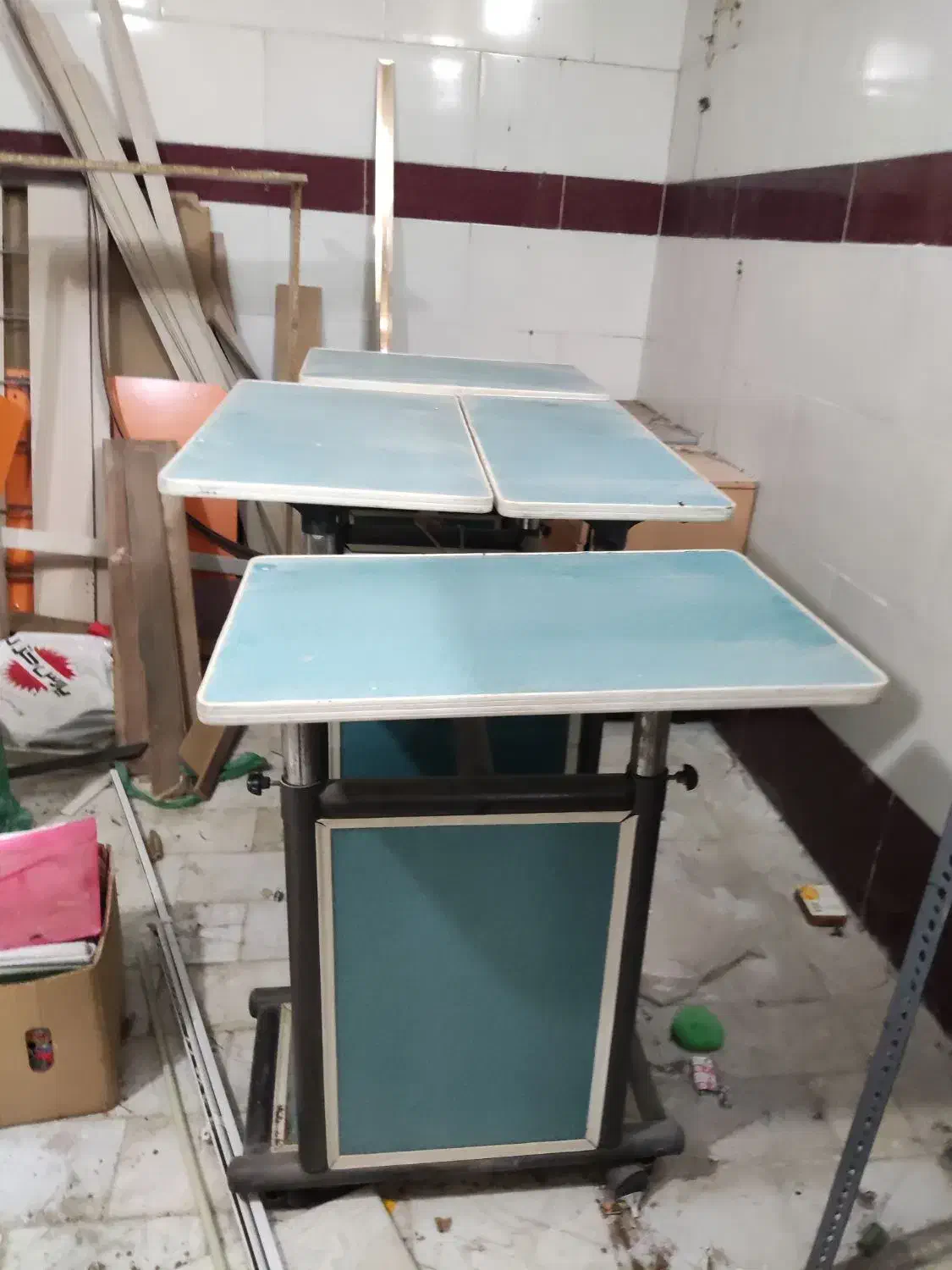 میز کامپیوتر|میز تحریر و کامپیوتر|قم, چهار امامزاده|دیوار