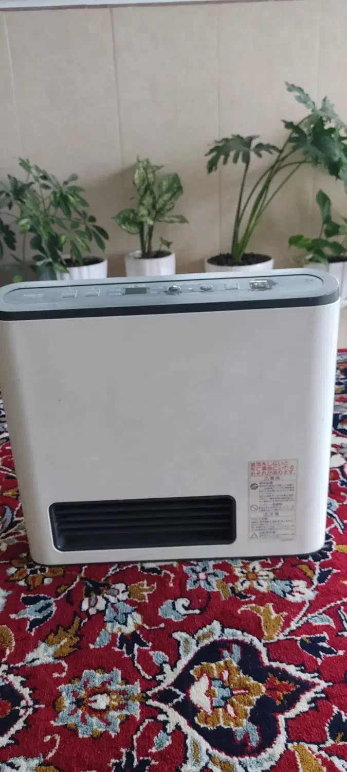 بخاری ژاپنی بسیار بسیار تمیز|سایر لوازم برقی|سورک, |دیوار