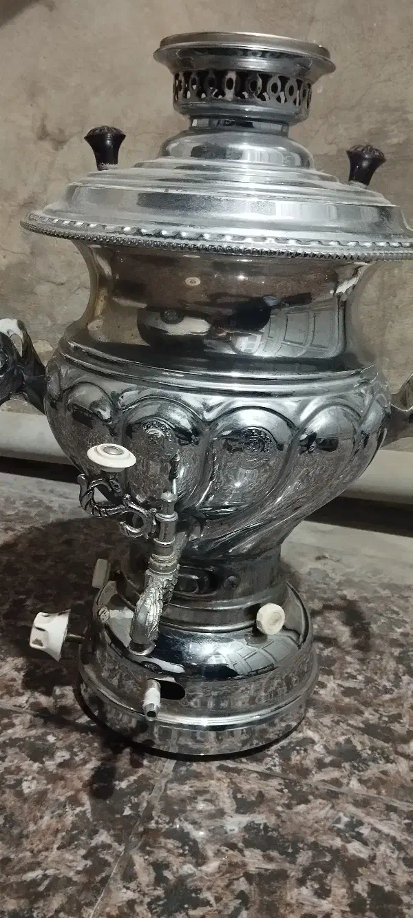 سماور گازی کارکرده سالم|سماور، چایساز، قهوهساز|سرپل ذهاب, |دیوار