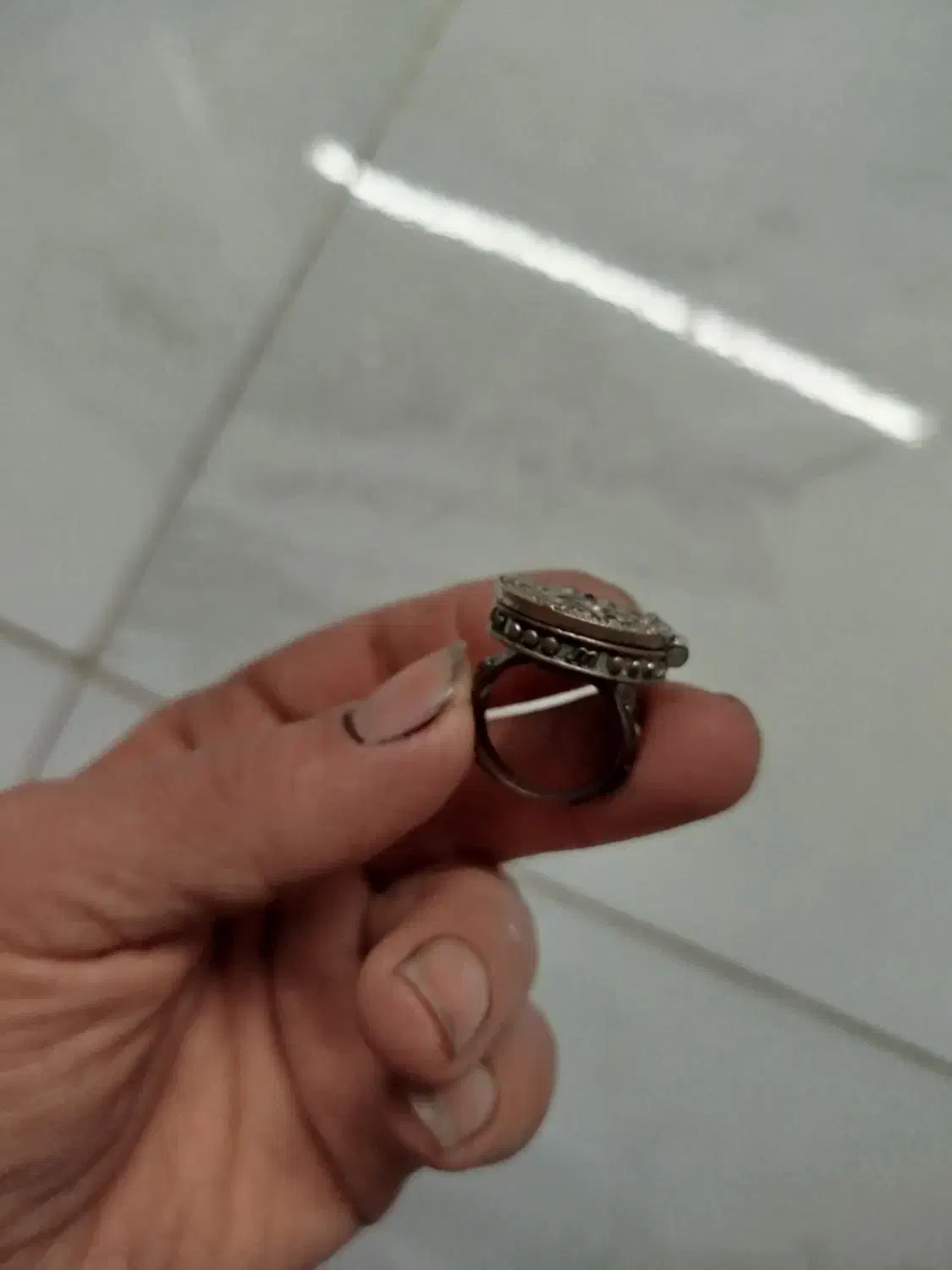 انگشتر قدیمی از پدر بزرگم به من رسیده.|زیورآلات و اکسسوری|لاهیجان, بازکیاگوراب|دیوار