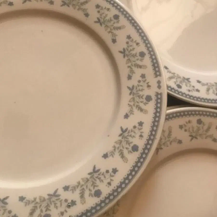 سرویس چینی ۸ نفره|ظروف سرو و پذیرایی|تهران, تاکسیرانی|دیوار