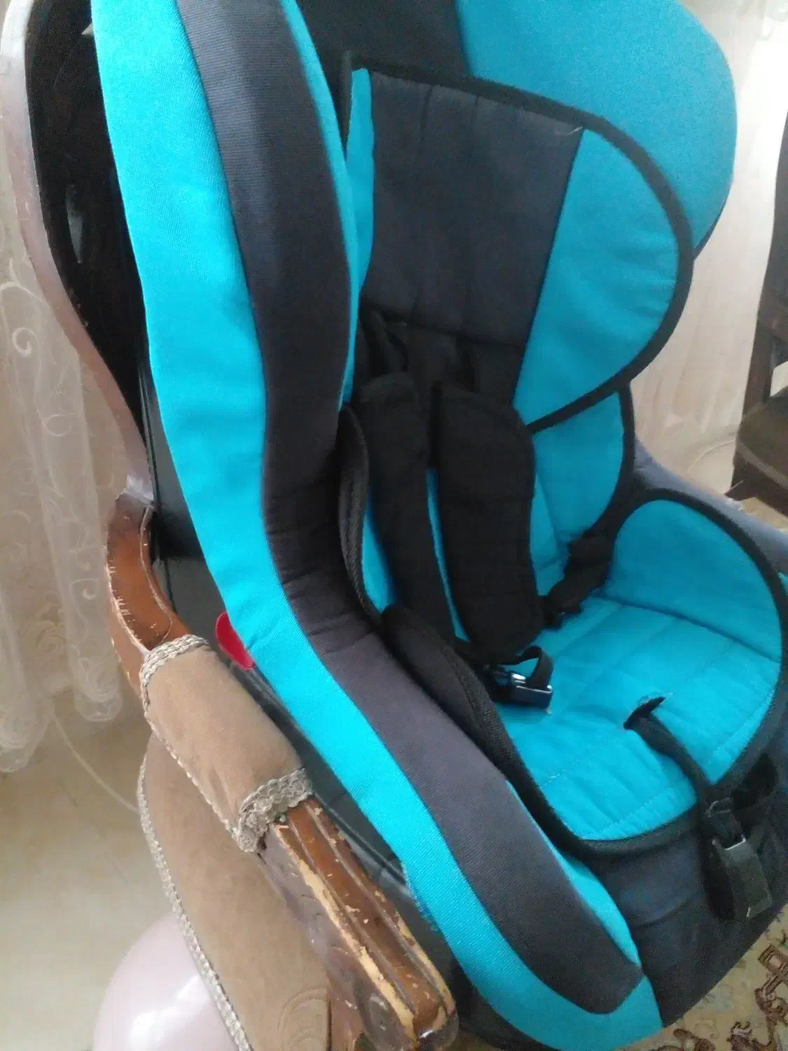 صندلی بچه سالم|تخت و صندلی بچه|اردبیل, |دیوار