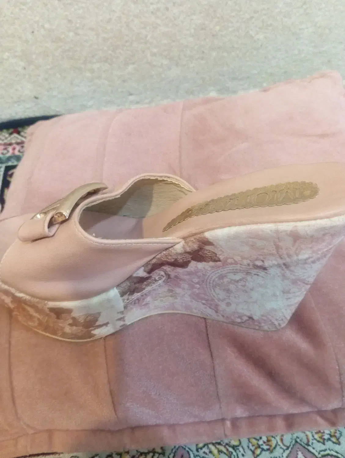 دمپایی مجلسی سایز۳۸پاشنه ۱۰سانت ۷۰۰هزارنونو|کیف، کفش، کمربند|جوانرود, |دیوار