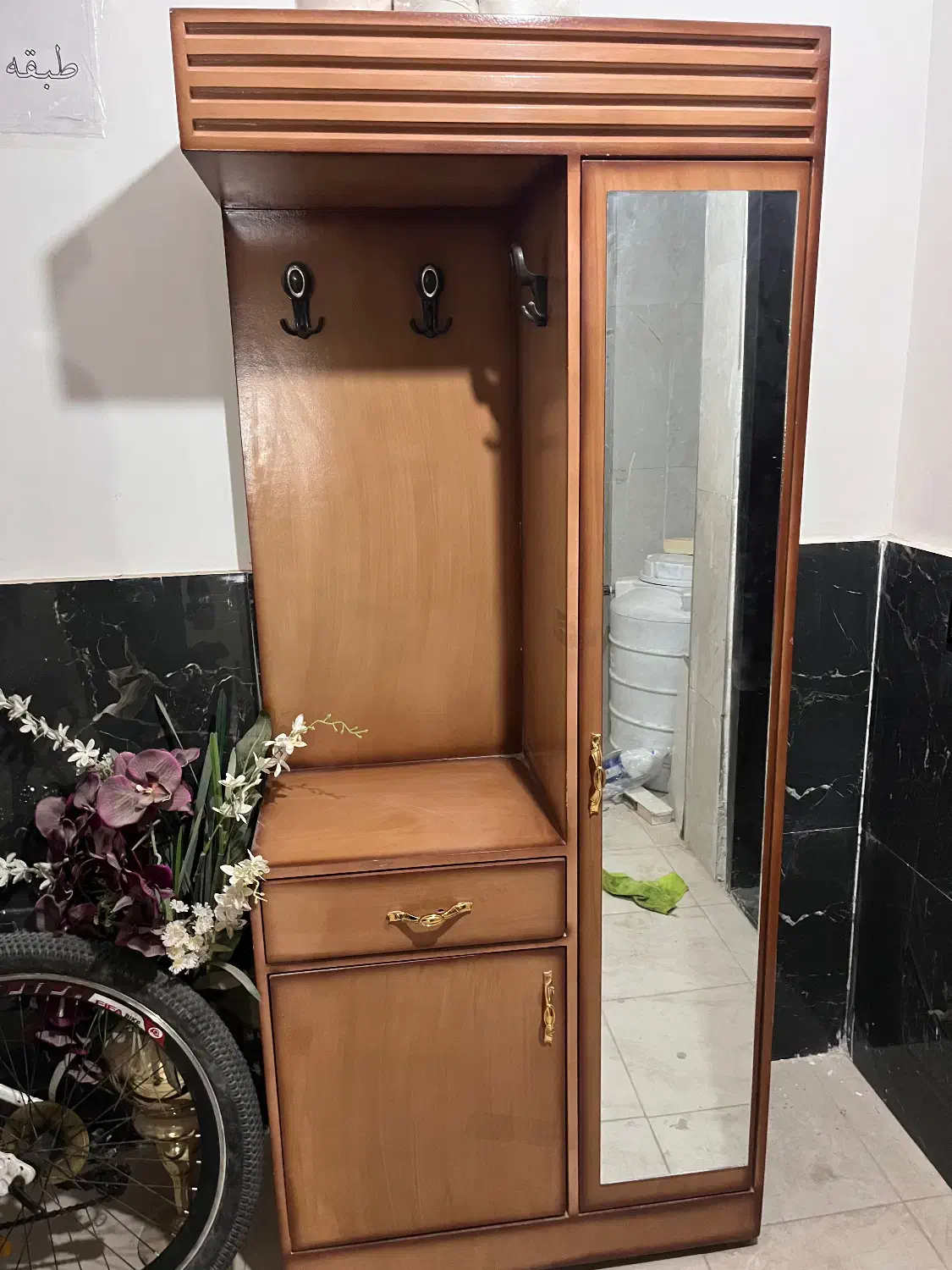 جاکفشی استندی اویز دار|جاکفشی، کمد، دراور|مبارکه, |دیوار