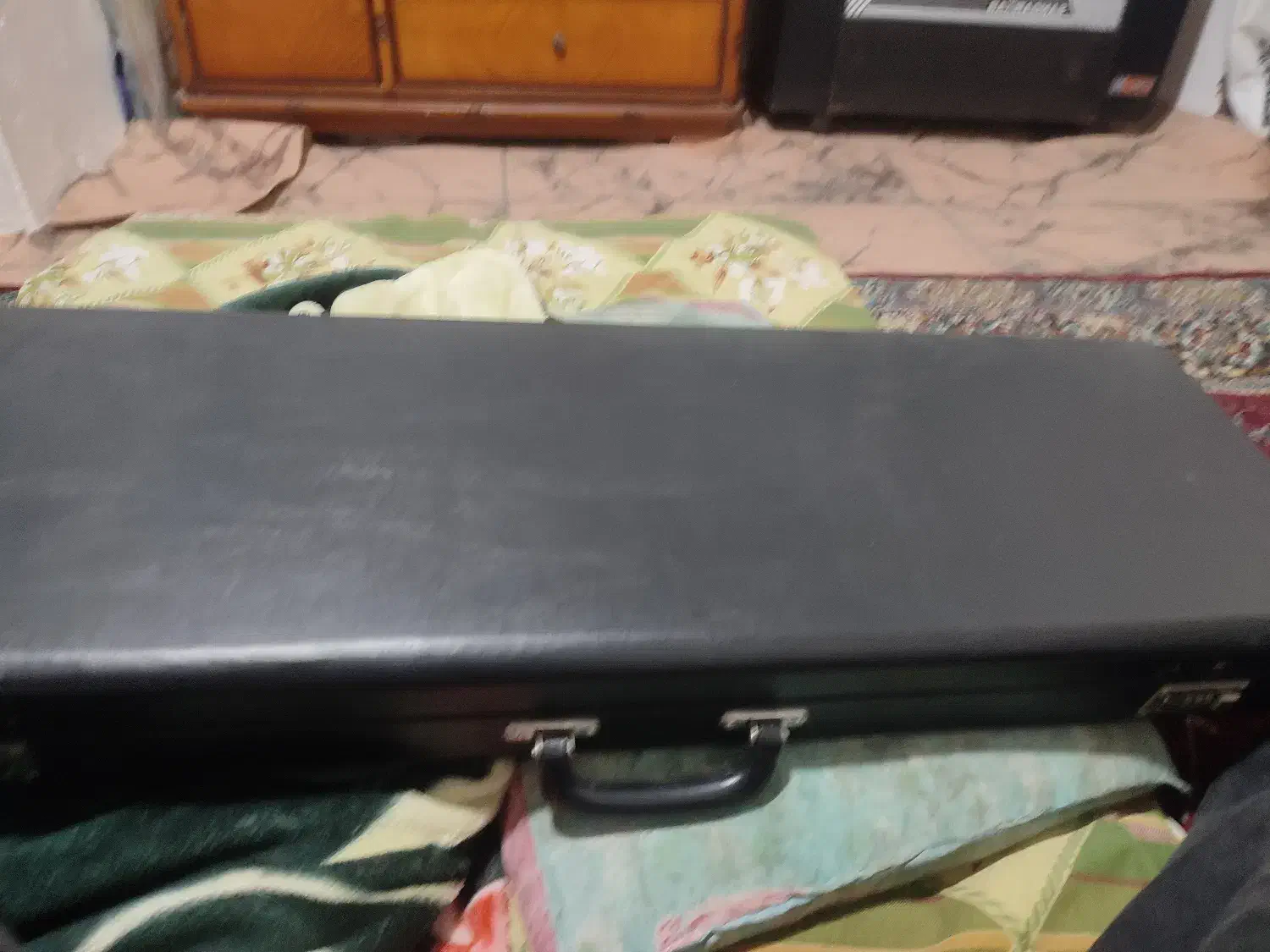 سنتور استاد معینی|سازهای سنتی|رشت, یخسازی|دیوار