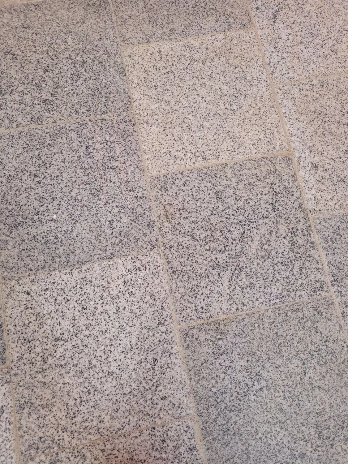 آبدارچی  نمایشگاه کامیون|استخدام سرایداری و نظافت|کنگاور, |دیوار