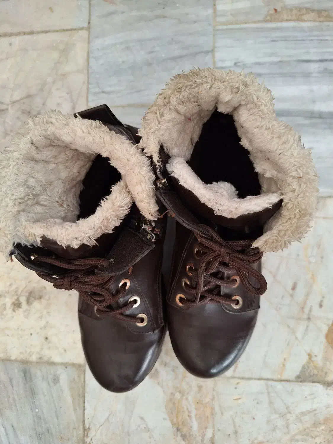 نیم بوت زنانه در حد نو|کیف، کفش، کمربند|بروجرد, |دیوار