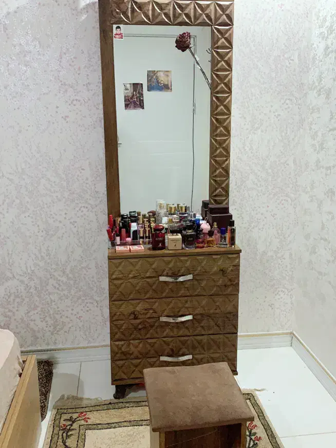 میز دراور|تخت و سرویس خواب|اهواز, گلستان|دیوار