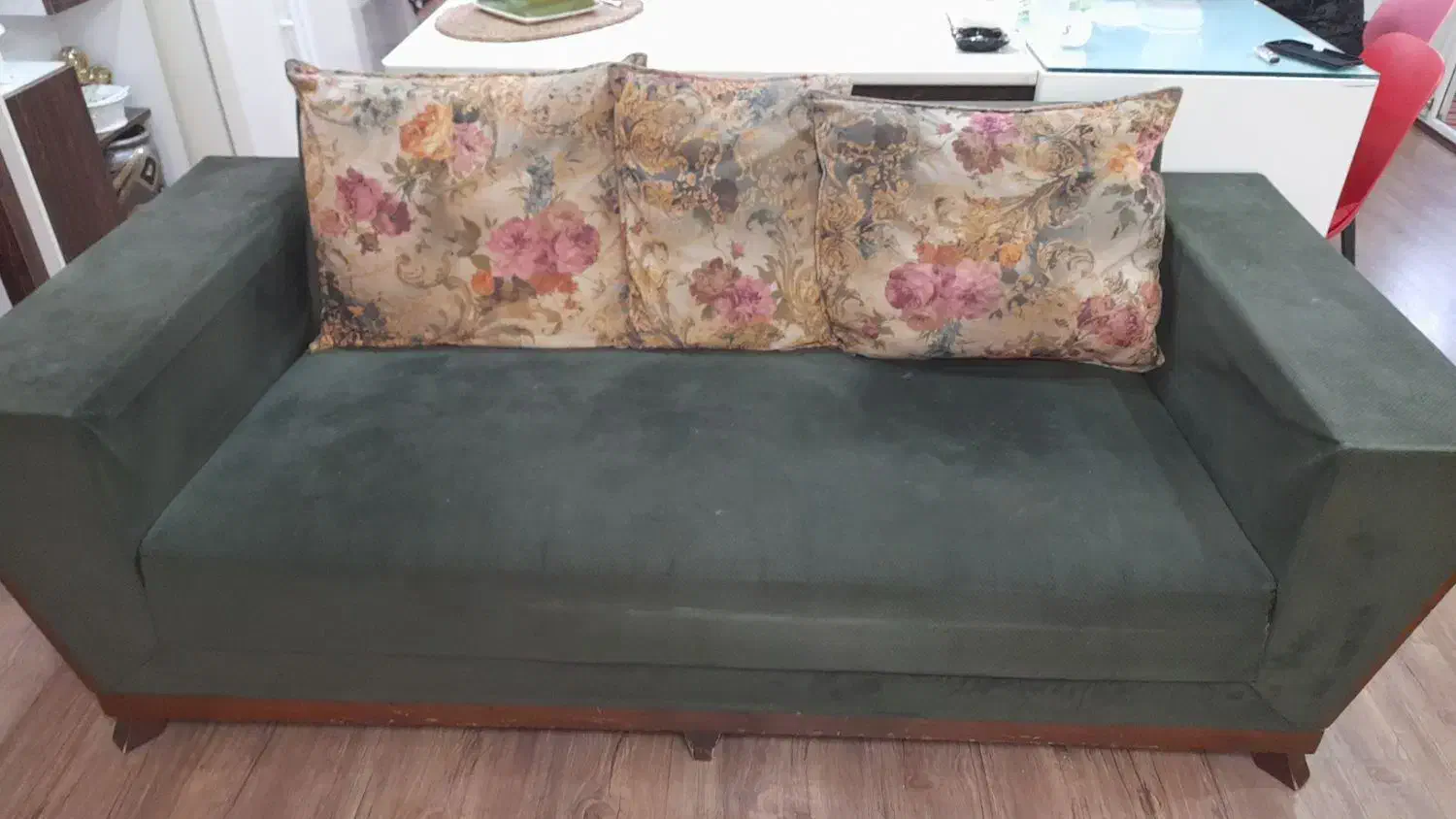 مبل خارجی، زیر قیمت|مبلمان خانگی و میز عسلی|رشت, آزادگان|دیوار