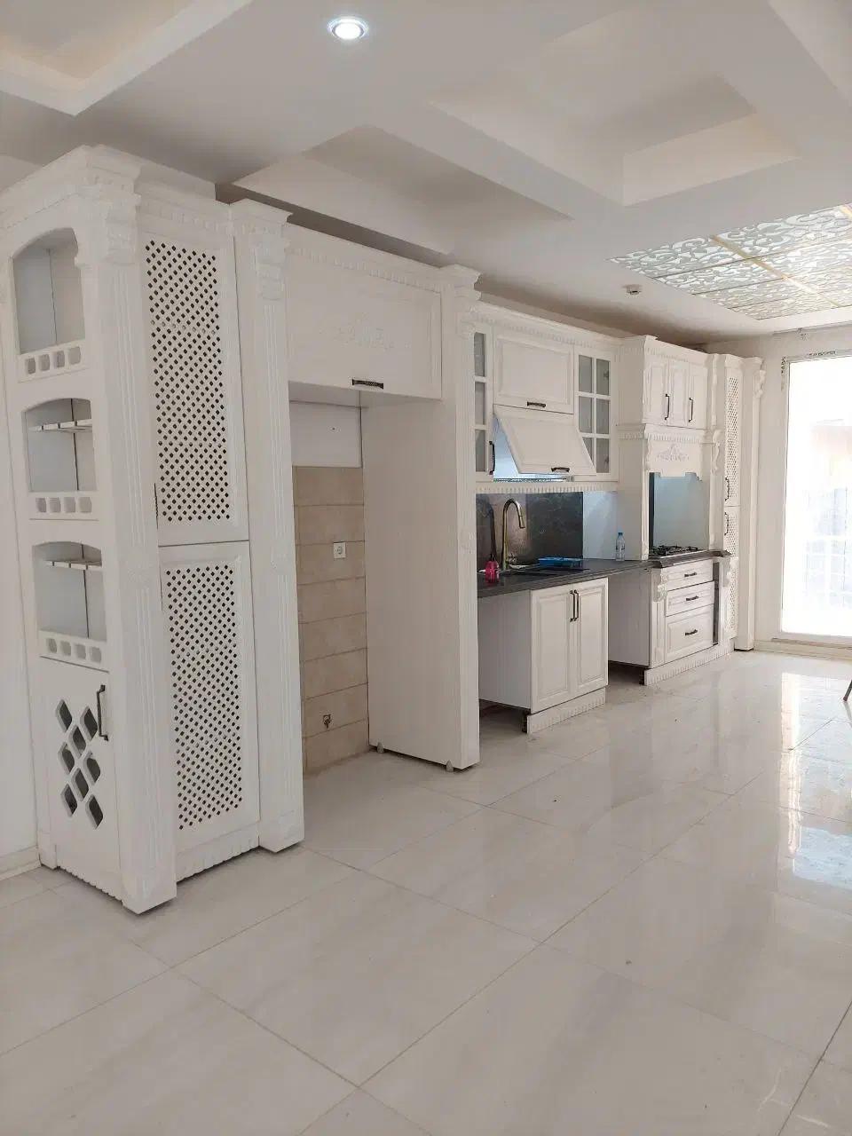 تک واحد ۱۴۰ متری ۳ خواب در کارگر|اجارهٔ آپارتمان|لاهیجان, رجایی|دیوار